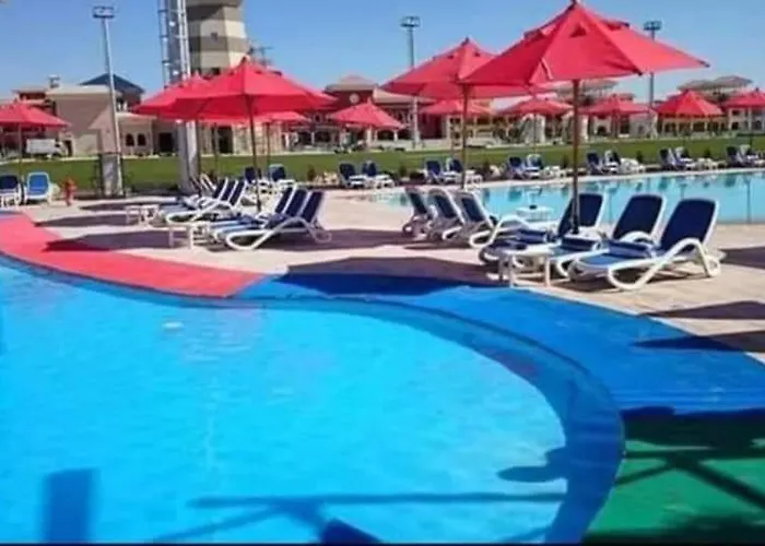 Porto Pool And View *